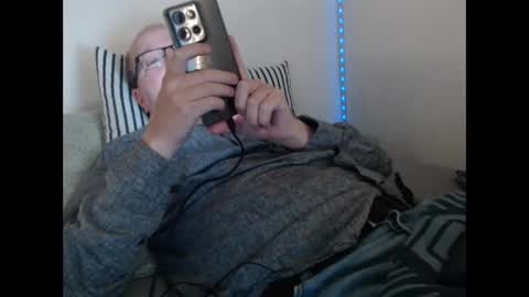 Snapshot of hoyboydkk chatting on May 1, 2026, 9:47 am Christian online show from May 1, 2026, 9:47 am