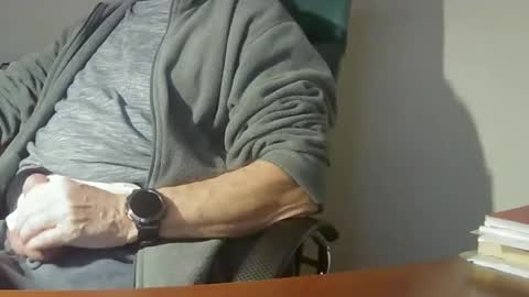 Snapshot of hpeter111 chatting on December 23, 2024, 9:08 pm Peter online show from December 23, 2024, 9:08 pm