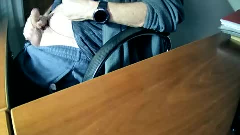 Snapshot of hpeter111 chatting on February 23, 2025, 7:38 pm Peter online show from February 23, 2025, 7:38 pm