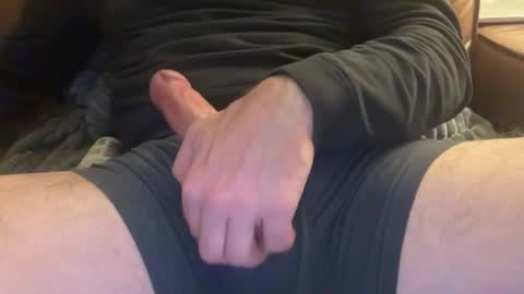 hrd4u92 online show from November 11, 2025, 4:34 am