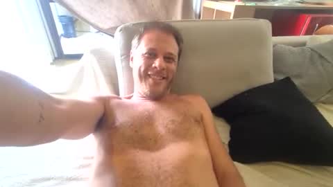 Henrique online show from April 21, 2026, 7:17 pm