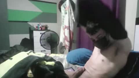 hsanchez6340 online show from April 10, 2026, 8:52 am