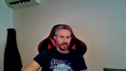 huge__cumshot online show from September 24, 2025, 1:25 pm