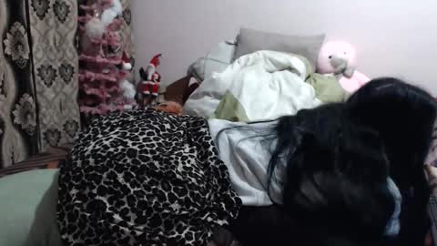 hugeassdevil online show from December 14, 2025, 9:30 pm