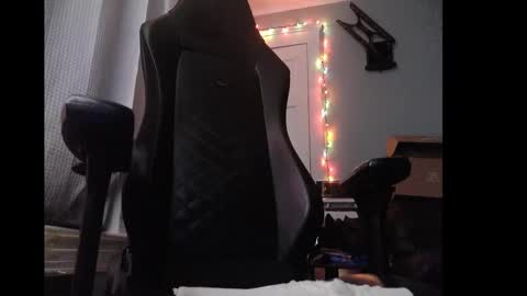 9InchClub online show from March 1, 2025, 6:35 am