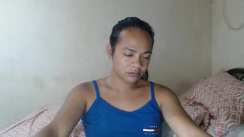 Snapshot of hugecockasian33 chatting on May 18, 2026, 10:32 am hugecockasian33 online show from May 18, 2026, 10:32 am