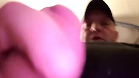 hugecummer10 online show from February 22, 2026, 2:24 am