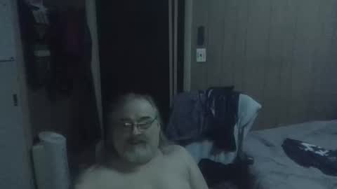 lonely huggy bear online show from April 15, 2026, 10:11 am