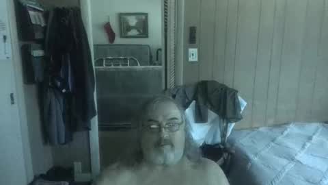 lonely huggy bear online show from June 8, 2026, 3:23 pm