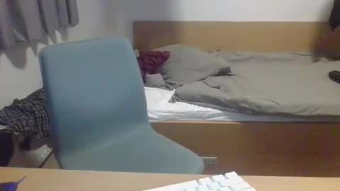 hugoxx22 online show from February 18, 2025, 8:25 pm