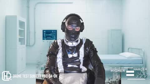 Snapshot of humandr0id chatting on September 28, 2025, 7:19 pm Humandroid online show from September 28, 2025, 7:19 pm