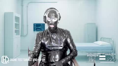 Snapshot of humandr0id chatting on October 1, 2025, 5:41 pm Humandroid online show from October 1, 2025, 5:41 pm