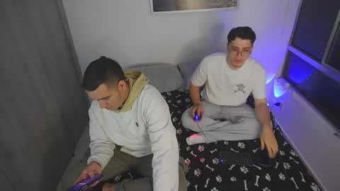 hun_damer online show from September 18, 2025, 1:51 am