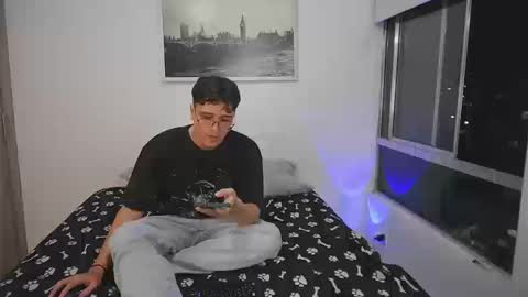 hun_damer online show from September 19, 2025, 1:40 am