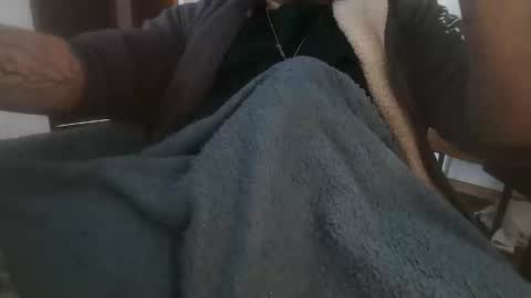 hung568854 online show from April 18, 2026, 12:53 pm