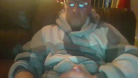 Snapshot of hung69foryou chatting on February 10, 2025, 11:34 pm hung69foryou online show from February 10, 2025, 11:34 pm