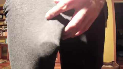 Snapshot of hung_hot_fit10 chatting on December 22, 2024, 12:39 am Big uncut cock dripping online show from December 22, 2024, 12:39 am