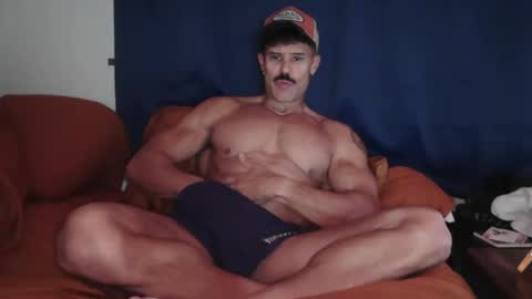 Snapshot of hungdong9 chatting on December 3, 2025, 5:48 am Hung Jake - online show from December 3, 2025, 5:48 am