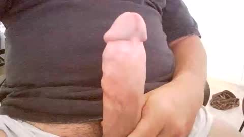 hungg1981 online show from October 22, 2025, 3:18 am