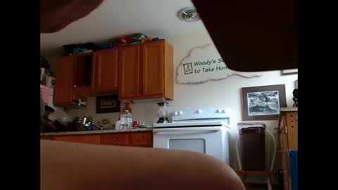 hunglikeahorse063790 online show from April 23, 2026, 9:17 pm
