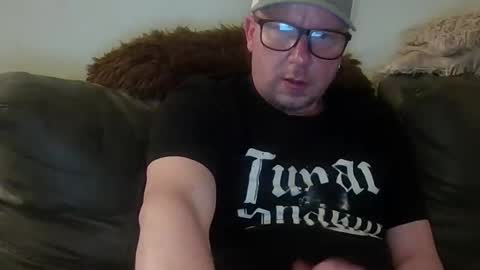 HuingsingleDad79 online show from March 13, 2026, 8:32 am