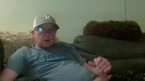 Snapshot of hungsingledad79 chatting on March 19, 2026, 7:12 am HuingsingleDad79 online show from March 19, 2026, 7:12 am