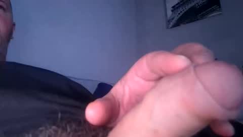 hunk1987_ online show from May 22, 2026, 4:30 am