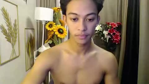 hunk_edward online show from May 20, 2026, 6:52 am