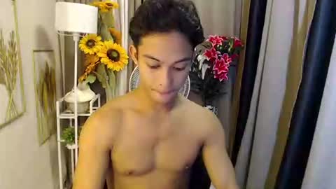 hunk_edward online show from May 21, 2026, 6:42 am