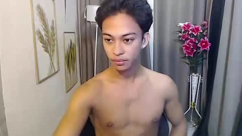 hunk_edward online show from May 27, 2026, 6:54 am
