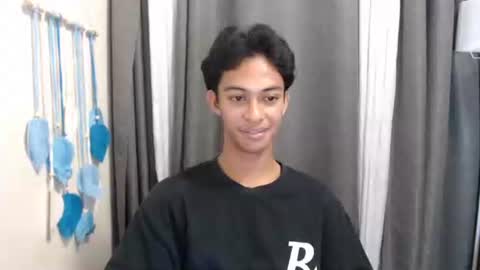 hunk_edward online show from May 28, 2026, 7:11 pm