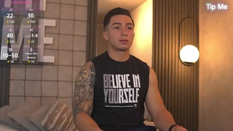 hunk_ryan online show from September 17, 2025, 12:07 pm