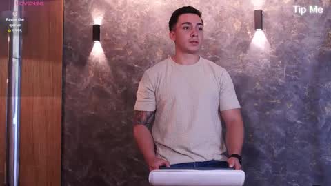 hunk_ryan online show from November 23, 2025, 3:45 pm