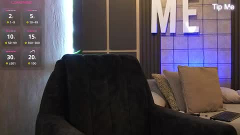 hunk_ryan online show from January 13, 2026, 12:43 pm