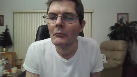 hunkmasclefad458 online show from December 21, 2024, 2:52 am