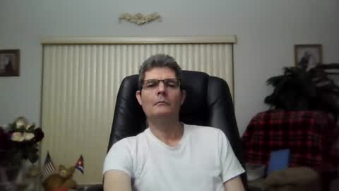 hunkmasclefad458 online show from July 20, 2026, 5:55 am