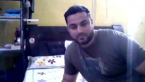 Snapshot of hunkster102 chatting on April 30, 2026, 2:23 pm hunkster102 online show from April 30, 2026, 2:23 pm