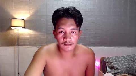 hunkylloyd online show from March 21, 2026, 4:28 am