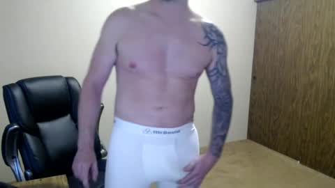 Snapshot of hunter_jayden7 chatting on July 25, 2026, 3:37 am TypsyT7 online show from July 25, 2026, 3:37 am