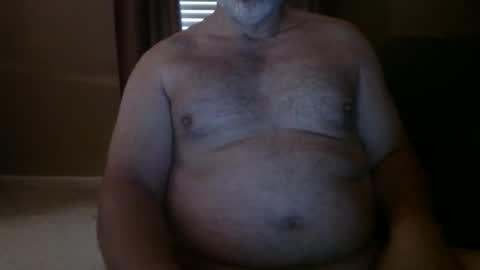 Snapshot of huntermark1 chatting on December 20, 2024, 2:05 pm huntermark1 online show from December 20, 2024, 2:05 pm