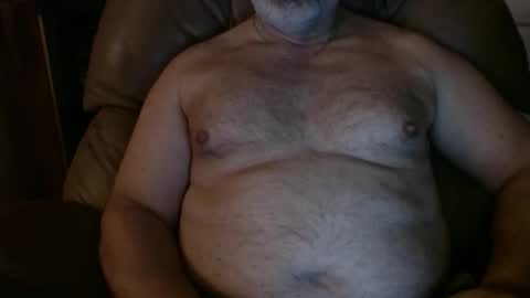 huntermark1 online show from December 20, 2025, 4:52 am