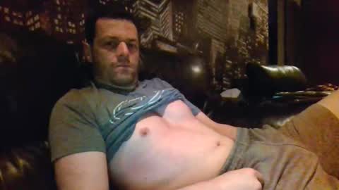 hurley7890 online show from April 7, 2026, 2:01 am