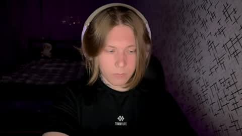 hurtqqq online show from May 14, 2026, 9:32 pm