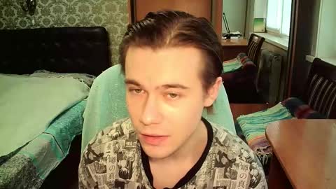 Tom online show from March 22, 2026, 2:15 am