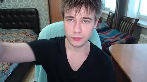 Tom online show from April 19, 2026, 6:35 am