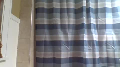 Snapshot of hybrid_lover419 chatting on February 23, 2025, 5:01 am Hybrid Lover419 online show from February 23, 2025, 5:01 am