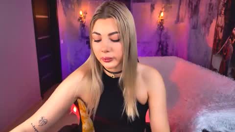 Snapshot of hyileyclark chatting on February 8, 2026, 5:11 am hyileyclark online show from February 8, 2026, 5:11 am