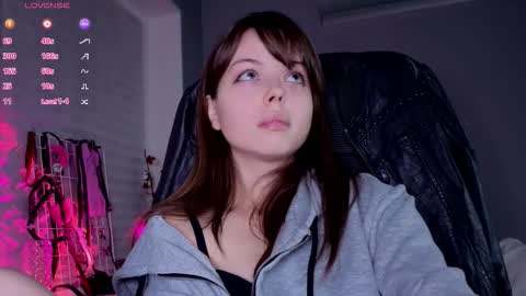 Snapshot of hype_meal_home chatting on February 12, 2026, 7:20 pm Miley. PVT open i have extra prices on nude show online show from February 12, 2026, 7:20 pm