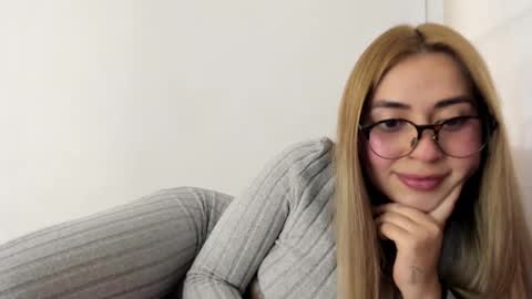 Hyun Joo online show from October 2, 2025, 8:27 pm