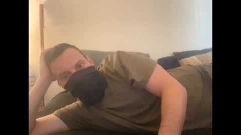 i o ro online show from December 3, 2024, 11:57 pm